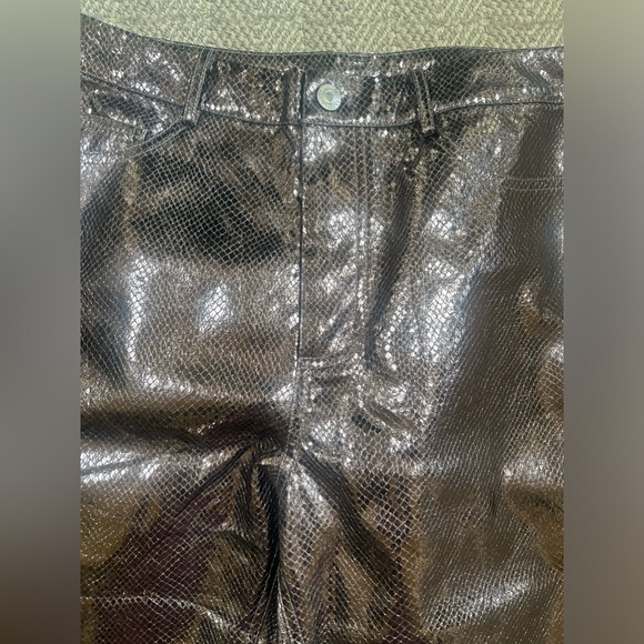 Hosberg Metallic Trousers - Picture 5 of 5